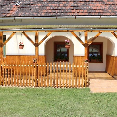 Orban Porta Hotel Szalafő Екстериор снимка