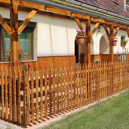 Orban Porta Hotel Szalafő Екстериор снимка